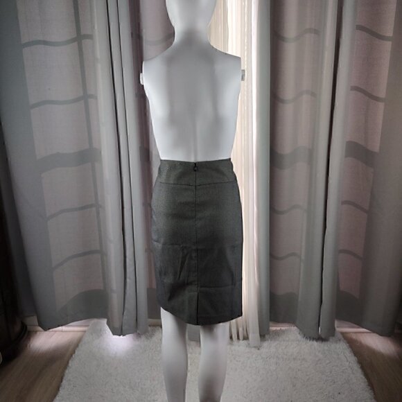 APT. 9 Women's The Torie Gray Pencil Back Zip Midi Skirt. Size 10 - Picture 3 of 11